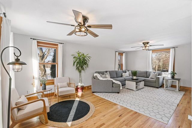 1079 Koshkonong Road, Cambridge, WI 53523