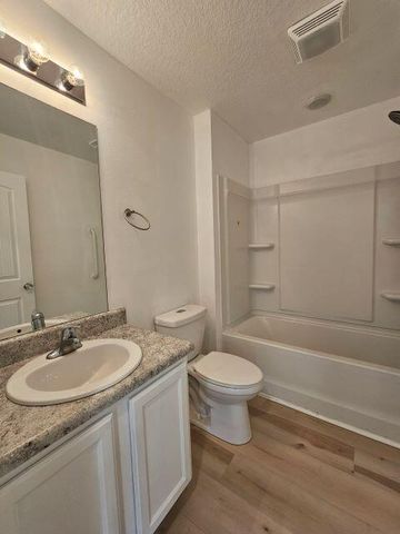 931 Merganser Way, Crestview, FL 32539