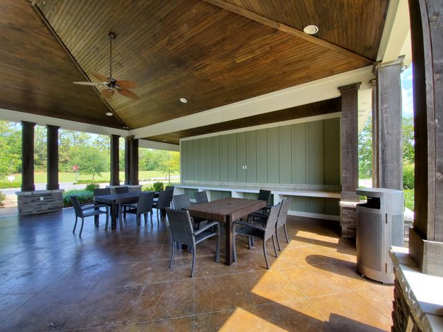 931 Merganser Way, Crestview, FL 32539