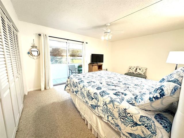 131 Oakridge J 131, Deerfield Beach, FL 33442