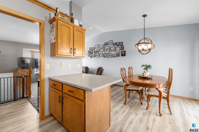 7516 S Bell Cir Circle, Sioux Falls, SD 57108