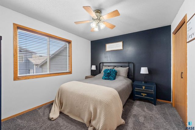 7516 S Bell Cir Circle, Sioux Falls, SD 57108