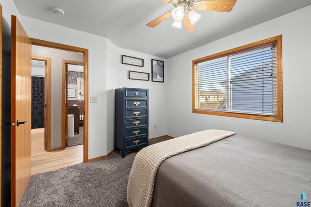 7516 S Bell Cir Circle, Sioux Falls, SD 57108