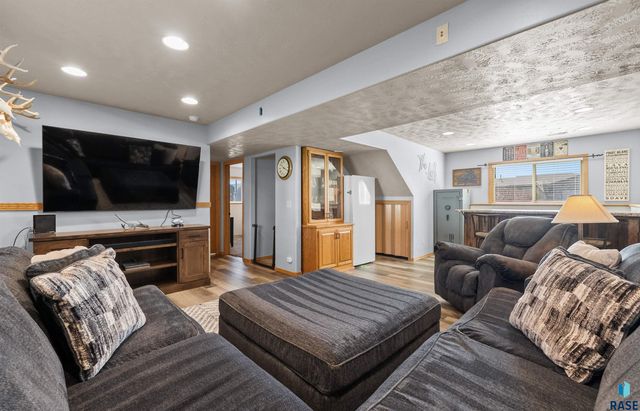 7516 S Bell Cir Circle, Sioux Falls, SD 57108