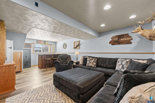 7516 S Bell Cir Circle, Sioux Falls, SD 57108