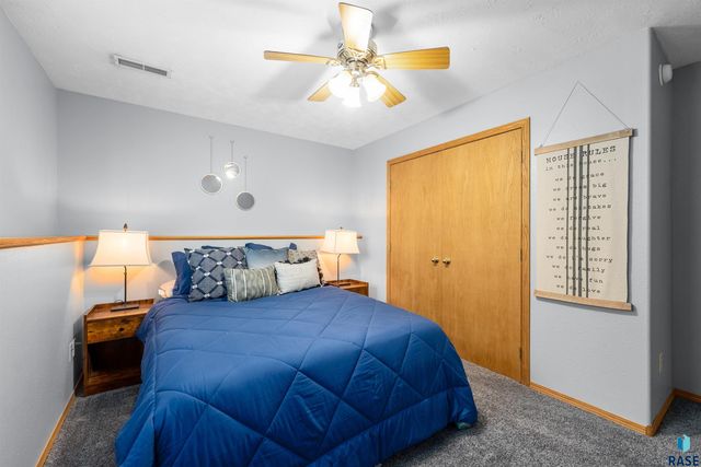 7516 S Bell Cir Circle, Sioux Falls, SD 57108