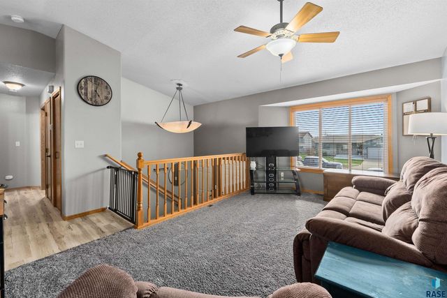 7516 S Bell Cir Circle, Sioux Falls, SD 57108