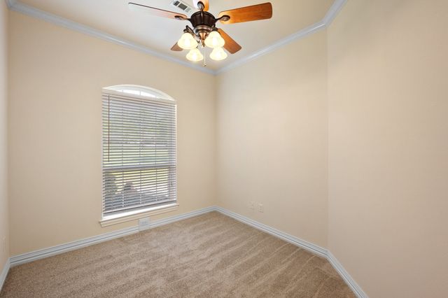 3240 Caleb Court E, Midlothian, TX 76065