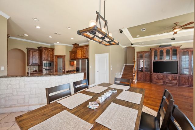 3240 Caleb Court E, Midlothian, TX 76065