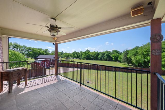 3240 Caleb Court E, Midlothian, TX 76065