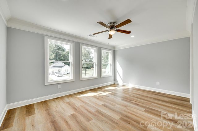 500 Dawn Circle A, Charlotte, NC 28213