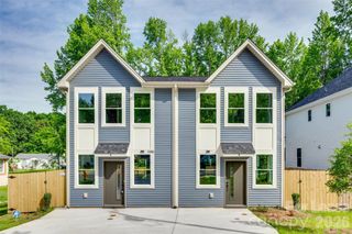 500 Dawn Circle A, Charlotte, NC 28213