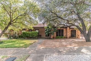 2312 Shady Turf Drive, Bedford, TX 76022