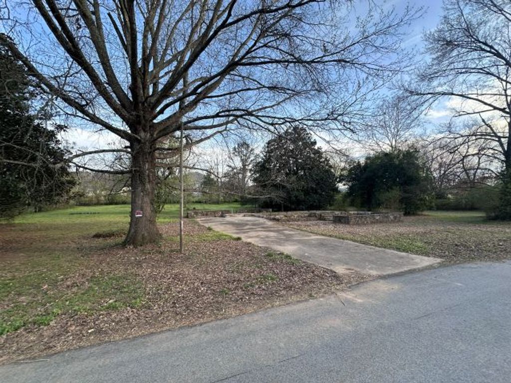 507 W Court Street, Jasper, AR 72641