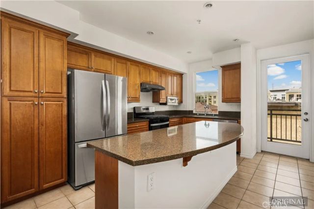 85 E Commonwealth Avenue 3D, Alhambra, CA 91801