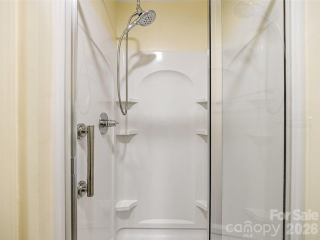 348 Surrey Lane, Brevard, NC 28712
