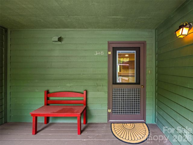 348 Surrey Lane, Brevard, NC 28712