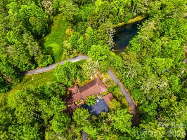 348 Surrey Lane, Brevard, NC 28712