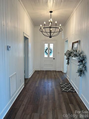 464 Hamrick Road, Mooresboro, NC 28114