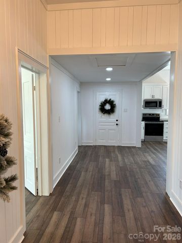 464 Hamrick Road, Mooresboro, NC 28114