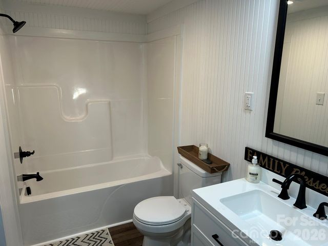 464 Hamrick Road, Mooresboro, NC 28114