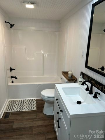 464 Hamrick Road, Mooresboro, NC 28114