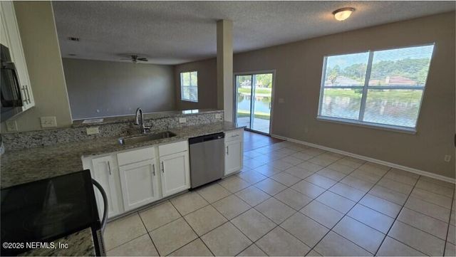 1656 HAWKINS COVE Drive E, Jacksonville, FL 32246