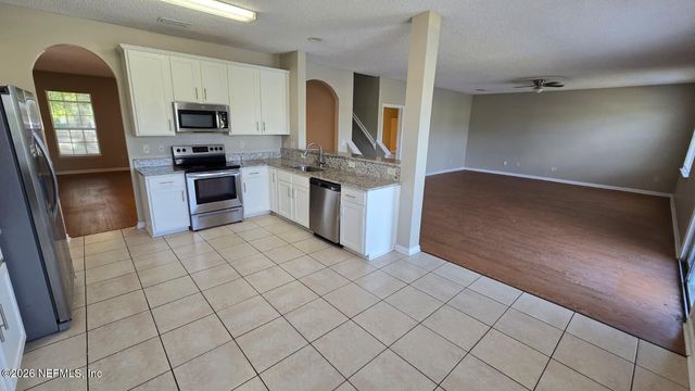 1656 HAWKINS COVE Drive E, Jacksonville, FL 32246