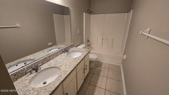 1656 HAWKINS COVE Drive E, Jacksonville, FL 32246
