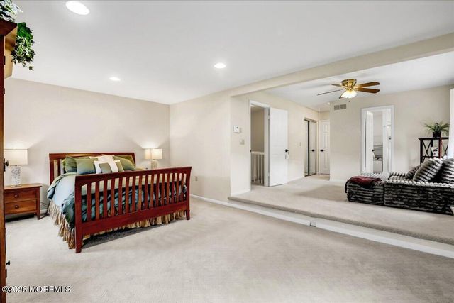 29 Nashua Drive, Marlboro, NJ 07746