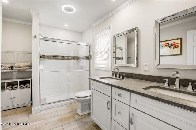 29 Nashua Drive, Marlboro, NJ 07746