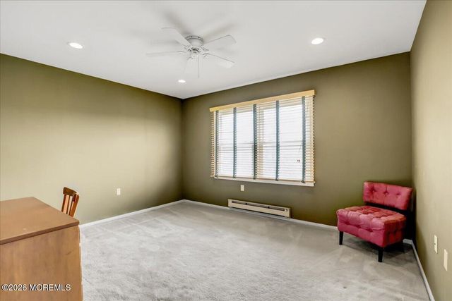 29 Nashua Drive, Marlboro, NJ 07746