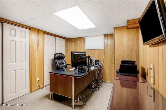 29 Nashua Drive, Marlboro, NJ 07746