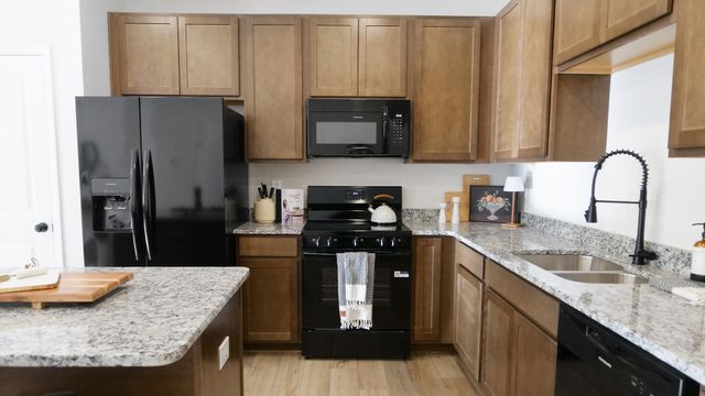 150 W Acklin Lane, Dalton, GA 30721