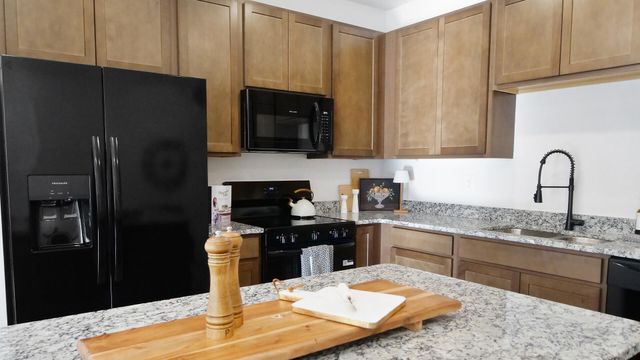 150 W Acklin Lane, Dalton, GA 30721