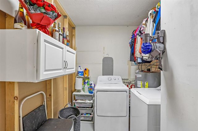 4001 BAINWOOD COURT, Tampa, FL 33614