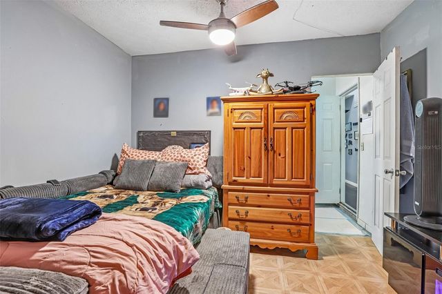4001 BAINWOOD COURT, Tampa, FL 33614