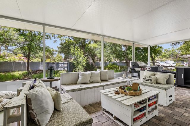 4001 BAINWOOD COURT, Tampa, FL 33614