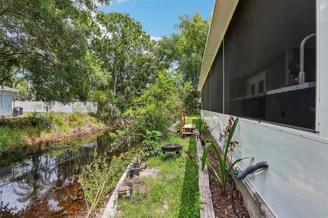 4001 BAINWOOD COURT, Tampa, FL 33614