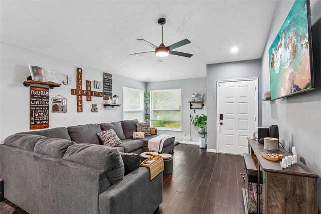 4001 BAINWOOD COURT, Tampa, FL 33614
