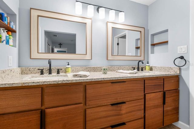 11807 CEDARFIELD DRIVE, Riverview, FL 33579
