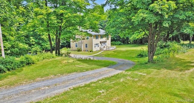 72 Egbertson Road, Campbell Hall, NY 10916