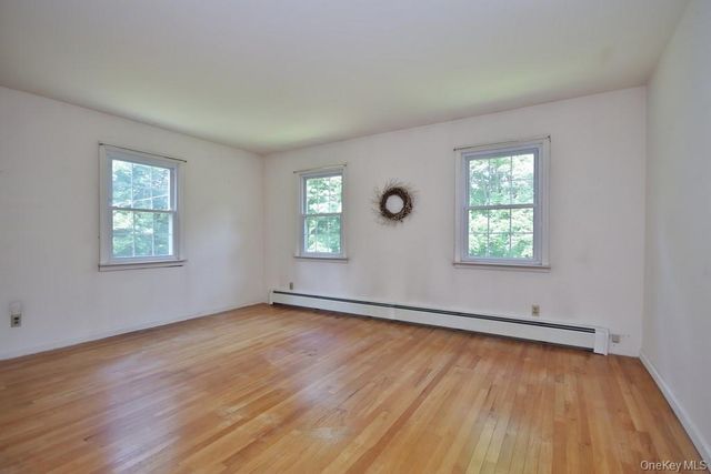 72 Egbertson Road, Campbell Hall, NY 10916
