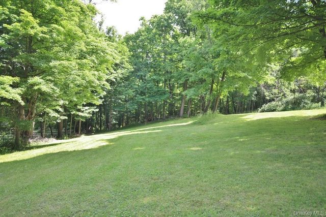 72 Egbertson Road, Campbell Hall, NY 10916