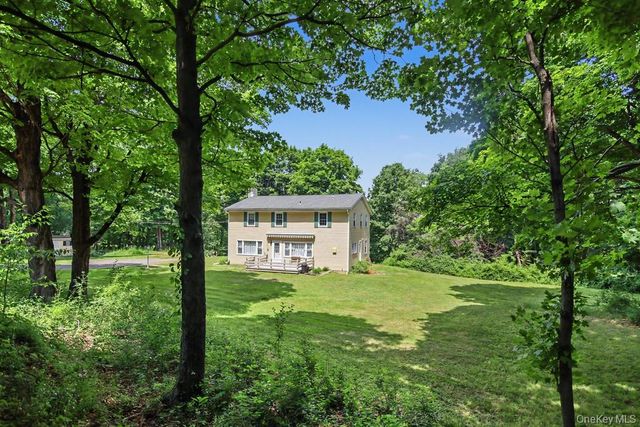 72 Egbertson Road, Campbell Hall, NY 10916