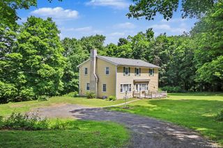 72 Egbertson Road, Campbell Hall, NY 10916