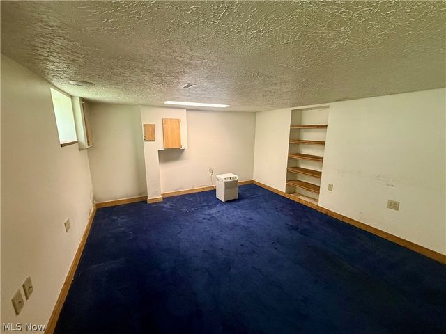1056 Homewood, Warren, OH 44483