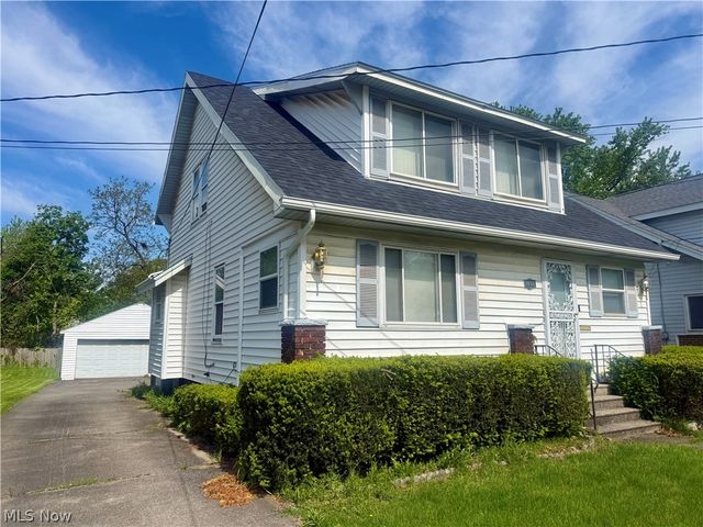 1056 Homewood, Warren, OH 44483