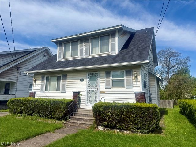 1056 Homewood, Warren, OH 44483