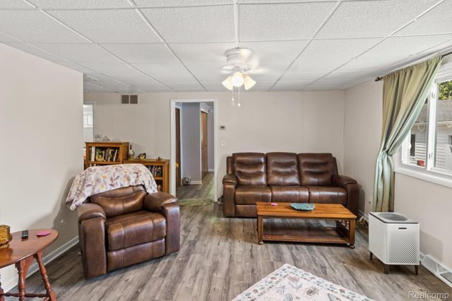 7330 Embury Road, Grand Blanc Charter Township, MI 48439